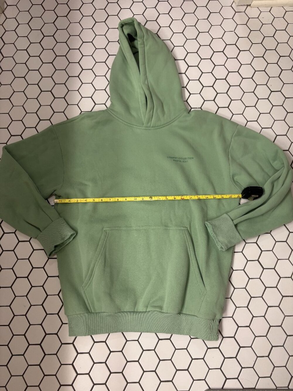 Comfrt Pastel Edition Hoodie Light Green Size Medium